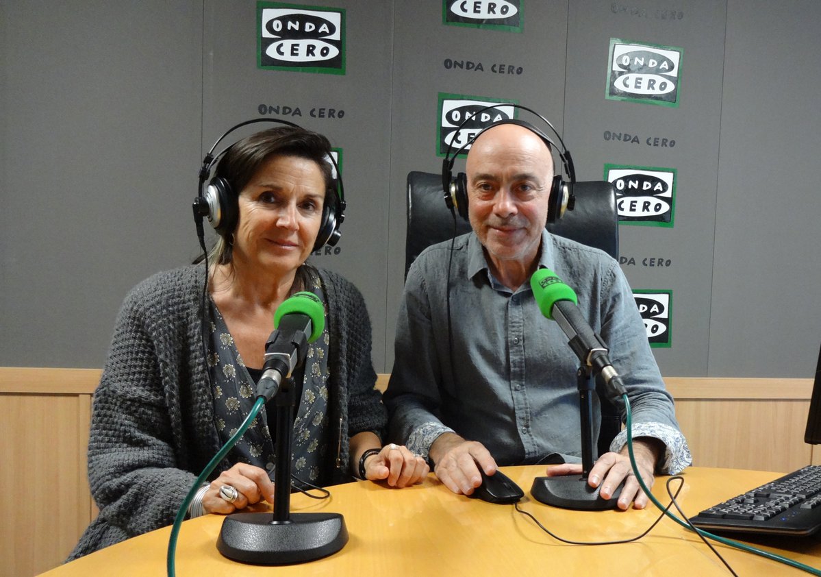 La guia “Petits canvis per a menjar millor” al programa de ràdio “En Bones Mans” de Onda Cero, amb Gemma Salvador